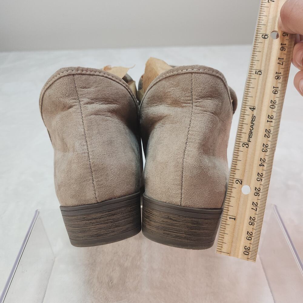 Taupe Faux Suede V Cut Ankle Booties Womens 9 Block Heel Almond Toe Minimalist - Picture 6 of 10